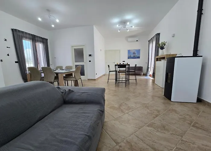 La Di Alice Tatil Evi *