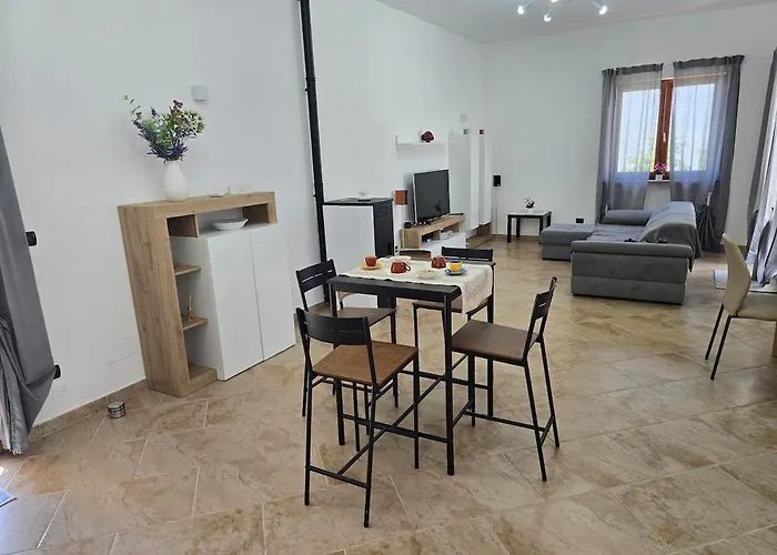 La Di Alice Tatil Evi *